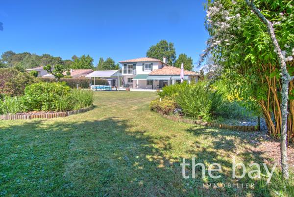 Gujan-Mestras (33470) Villa de standing avec accès direct au Golf
