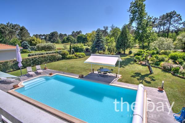 Gujan-Mestras (33470) Villa de standing avec accès direct au Golf