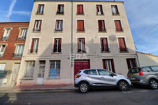 FORT D'AUBERVILLIERS ? 2 PIÈCES VENDU LOUÉ MEUBLÉ ? IDÉAL INVESTISSEUR  AUBERVILLIERS ? SECTEUR FORT D'AUBERVILLIERS