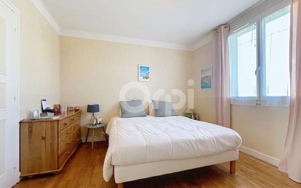 Maison à vendre    5 pièces •  Terrasson-Lavilledieu