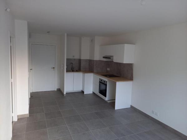 Appartement T2 à louer Dinard - 39 m² (réf : 558031)
