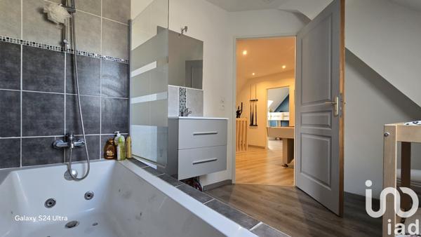 Maison à vendre 5 pièces 108 m² Saint-Amand-Montrond