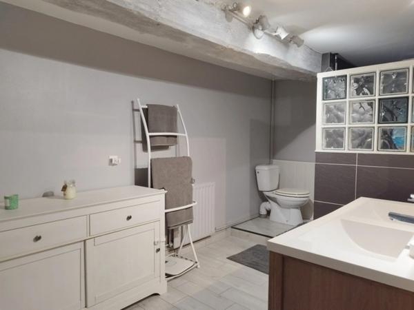 Maison en pierre rénovée – Belle vue sur la campagne