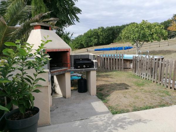 Maison en pierre rénovée – Belle vue sur la campagne