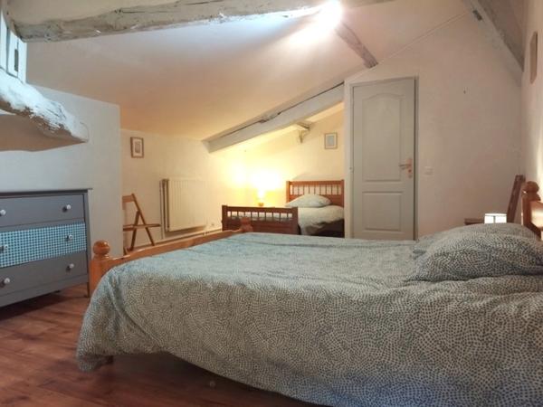 Maison en pierre rénovée – Belle vue sur la campagne