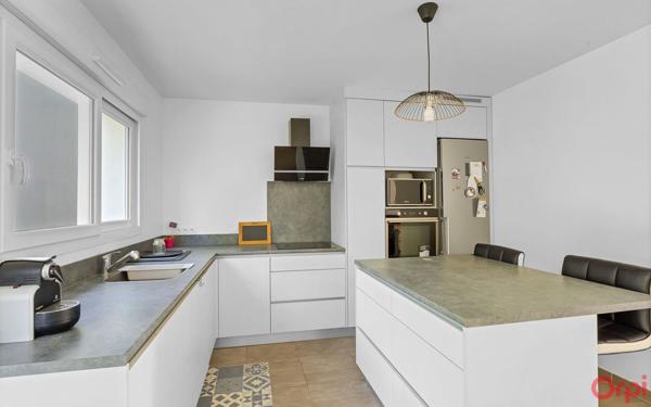 Maison à vendre    5 pièces •  Sainte-Geneviève-des-Bois