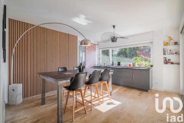 Maison à vendre 5 pièces 196 m² Saint-Martin-d'Uriage