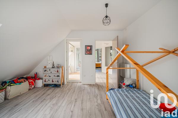 Maison à vendre 5 pièces 196 m² Saint-Martin-d'Uriage