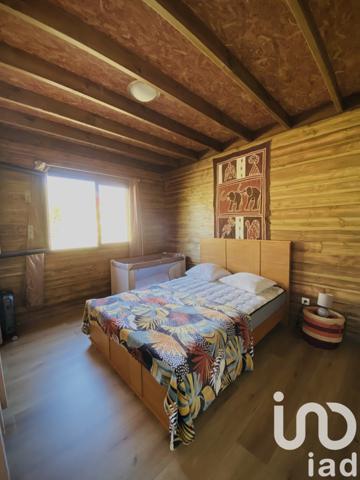 Châlet 5 pièces de 130 m² à La Plaine-des-Palmistes (97431)