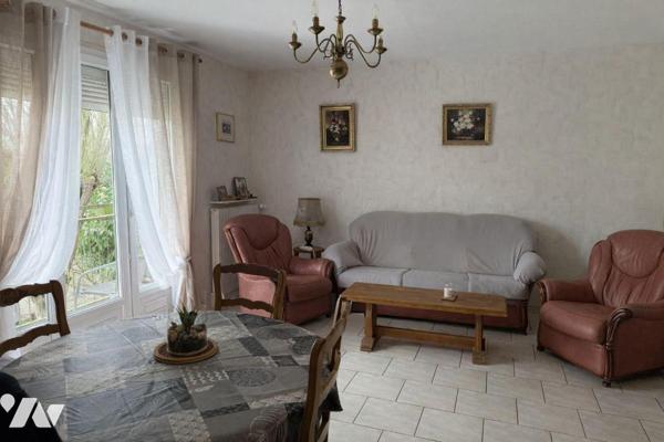 Maison à vendre à Rouilly-Saint-Loup (10800), dans l'Aube (10)

Cette maison d'une surface ha...