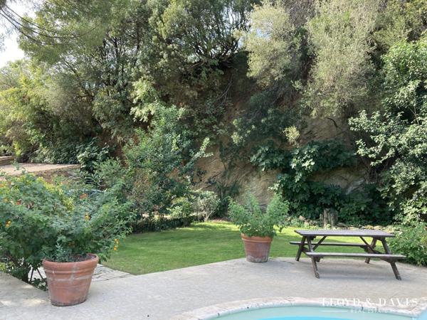 PROPRIETE DANS LA VILLE