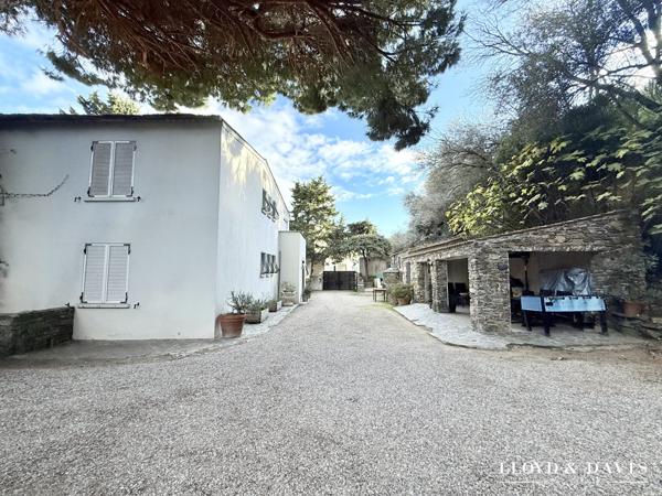 PROPRIETE DANS LA VILLE