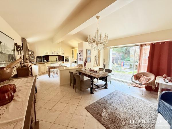 PROPRIETE DANS LA VILLE