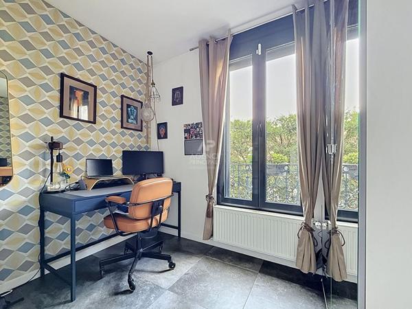 Chatou - Maison familiale 6 pièces entièrement rénovée 750 000 € **  - Référence  V210010366
