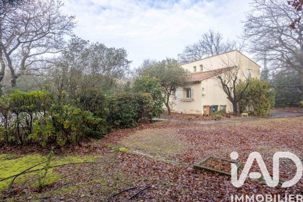 Maison à vendre 4 pièces 115 m² Rochefort-du-Gard