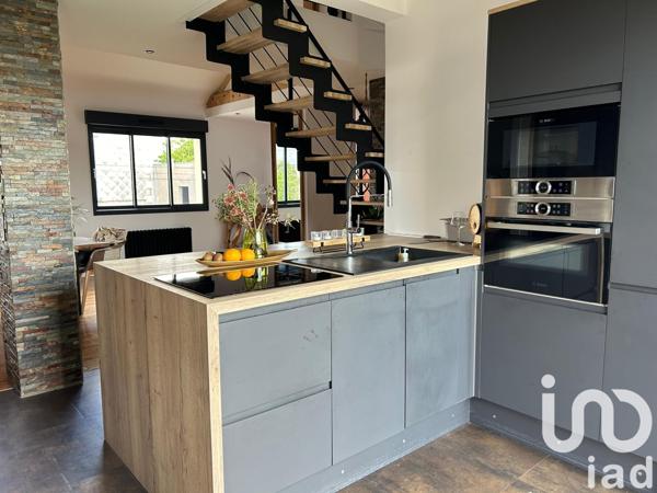 Maison à vendre 8 pièces 190 m² Mûrs-Erigné