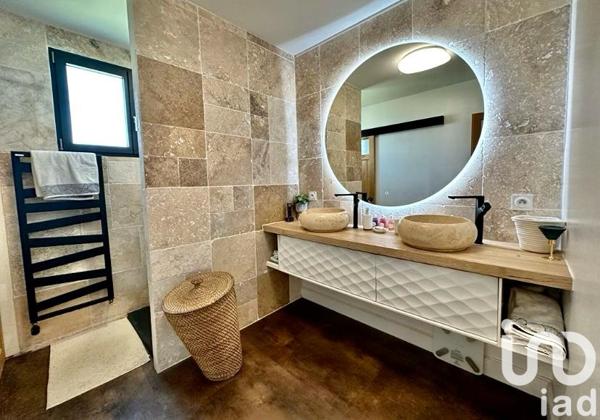 Maison à vendre 8 pièces 190 m² Mûrs-Erigné