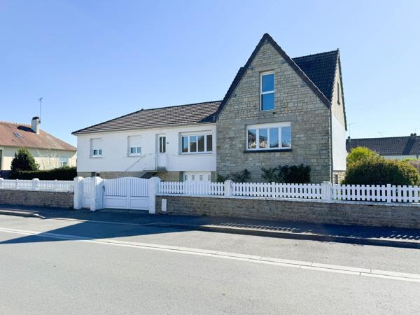 Maison lumineuse et spacieuse, à deux pas de toutes commodités !