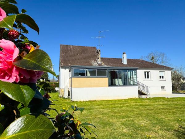 Maison lumineuse et spacieuse, à deux pas de toutes commodités !