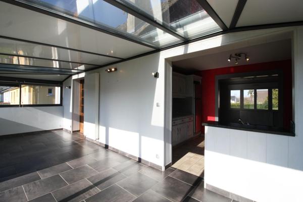 Maison lumineuse et spacieuse, à deux pas de toutes commodités !