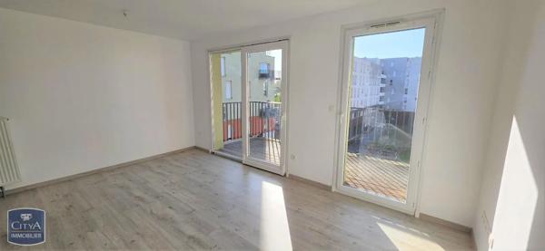 Appartement à louer 3 pièces 66.42m² Capinghem (59160)