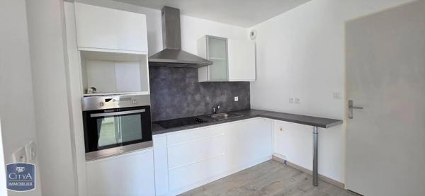 Appartement à louer 3 pièces 66.42m² Capinghem (59160)