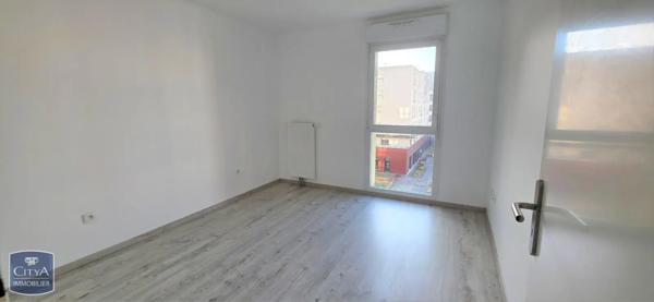 Appartement à louer 3 pièces 66.42m² Capinghem (59160)