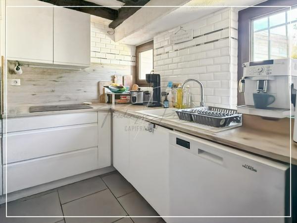LIANCOURT CENTRE-VILLE – T1 AVEC CHARME DE L'ANCIEN AVEC GARAGE !