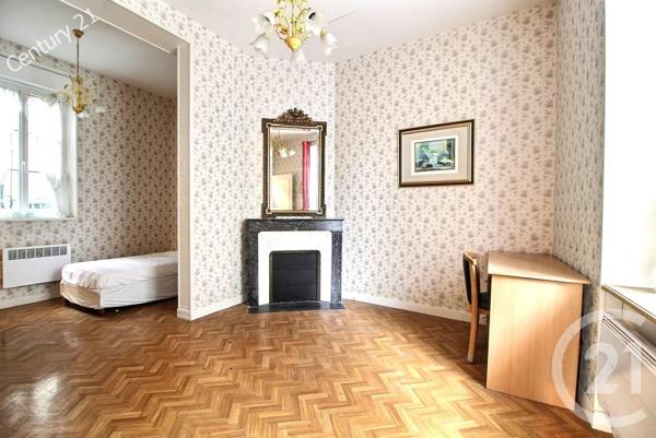 Immeuble à vendre  190 m2 LA FERTE SOUS JOUARRE - 77