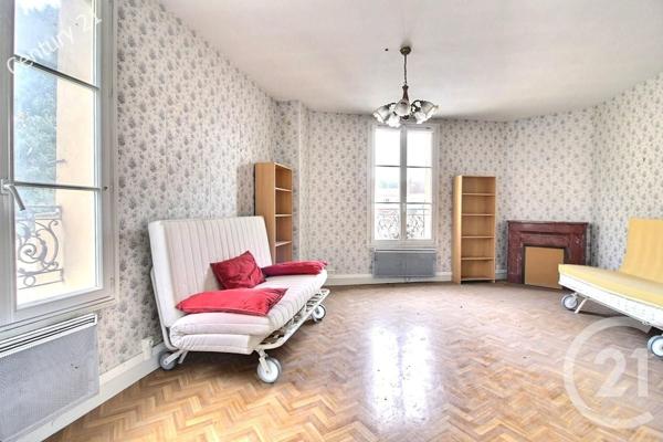 Immeuble à vendre  190 m2 LA FERTE SOUS JOUARRE - 77