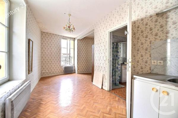 Immeuble à vendre  190 m2 LA FERTE SOUS JOUARRE - 77
