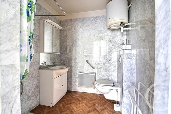 Immeuble à vendre  190 m2 LA FERTE SOUS JOUARRE - 77