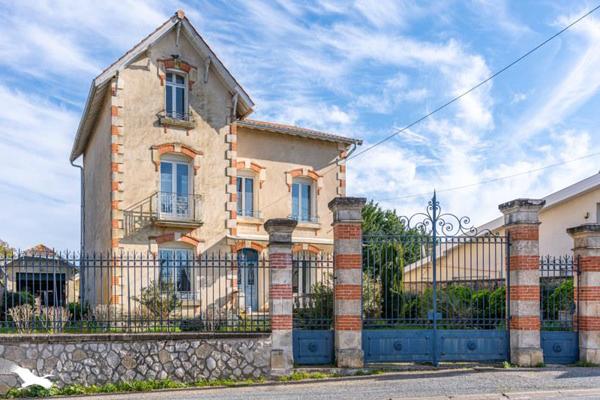 Maison à vendre |  Miramont-de-Guyenne |  7 pièces | 165 m²