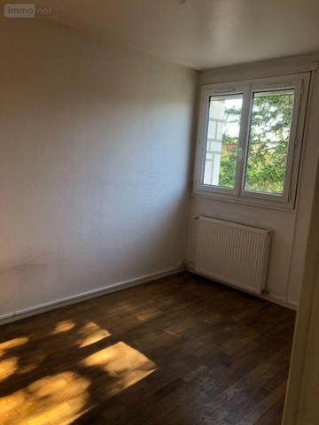 Maison à louer à Issoudun dans l'Indre (36100), ref : LOC.CHA