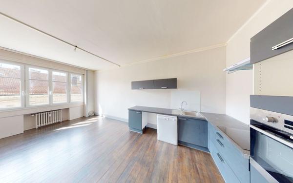 Appartement à louer    2 pièces • 59,93 m2 Saint-Étienne