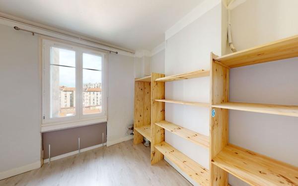 Appartement à louer    2 pièces • 59,93 m2 Saint-Étienne