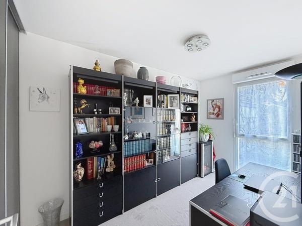 Appartement F4 à vendre  4 pièces - 81 m2 NANTERRE - 92