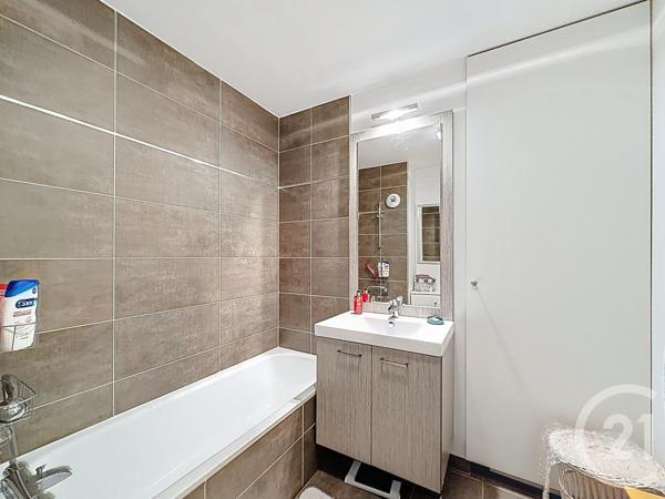 Appartement F4 à vendre  4 pièces - 81 m2 NANTERRE - 92