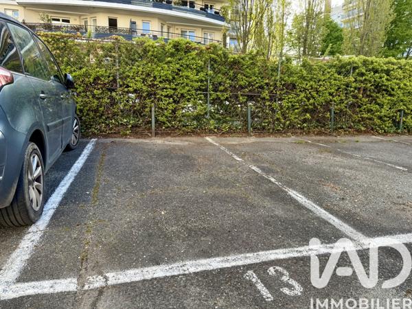 Parking à vendre 10,58 m² Courbevoie