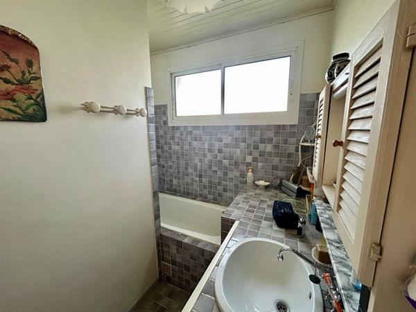 Maison 101m2 Secteur LAS COBAS, 2 faces, grand garage et jardin