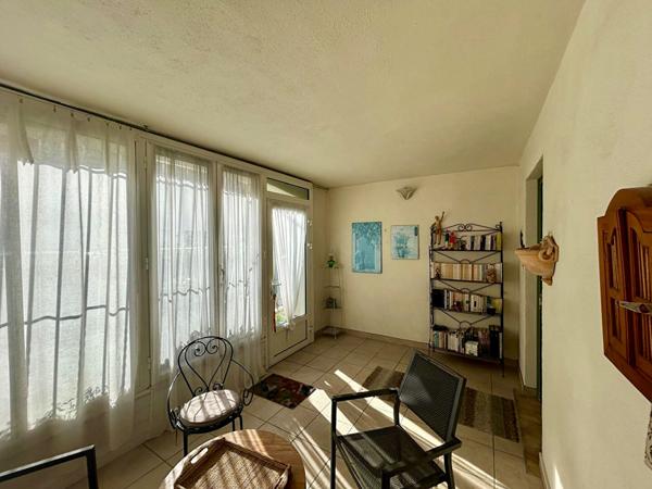 Maison 101m2 Secteur LAS COBAS, 2 faces, grand garage et jardin
