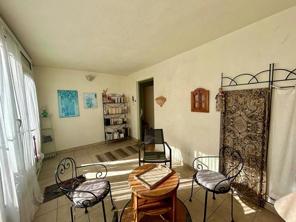 Maison 101m2 Secteur LAS COBAS, 2 faces, grand garage et jardin