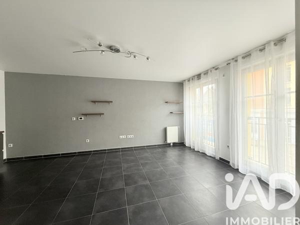 Location appartement 2 pièces 46 m² Domont