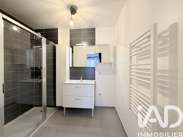 Location appartement 2 pièces 46 m² Domont