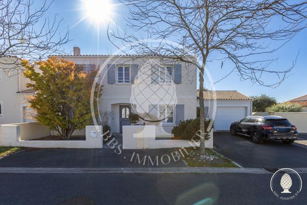 Maison d'exception à vendre à Périgny - Référence NB494 , Perigny