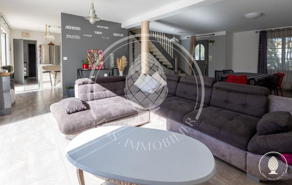 Maison d'exception à vendre à Périgny - Référence NB494 , Perigny