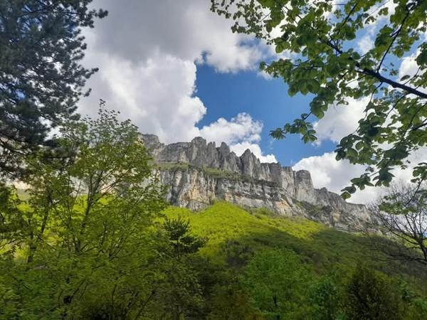 Châtillon-en-Diois (26410) Maison sur sous-sol complet/ Archiane-26410 Châtillon-en-Diois