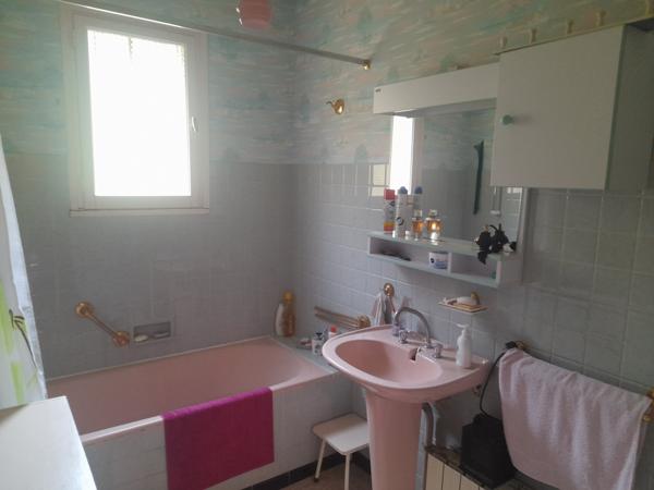 Châtillon-en-Diois (26410) Maison sur sous-sol complet/ Archiane-26410 Châtillon-en-Diois