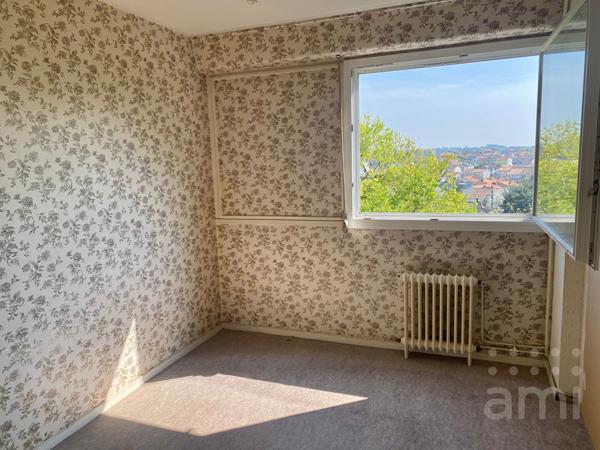 Appartement Niort 4 pièce(s) 75 m2