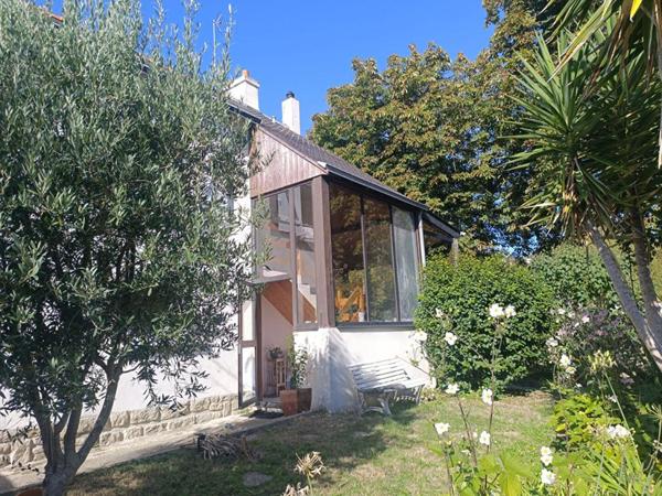 Nouvelle exclusivité, Maison de ville proche centre